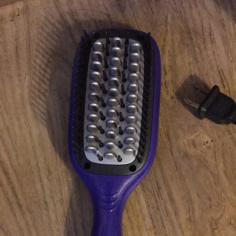 Conair Straightening Brush